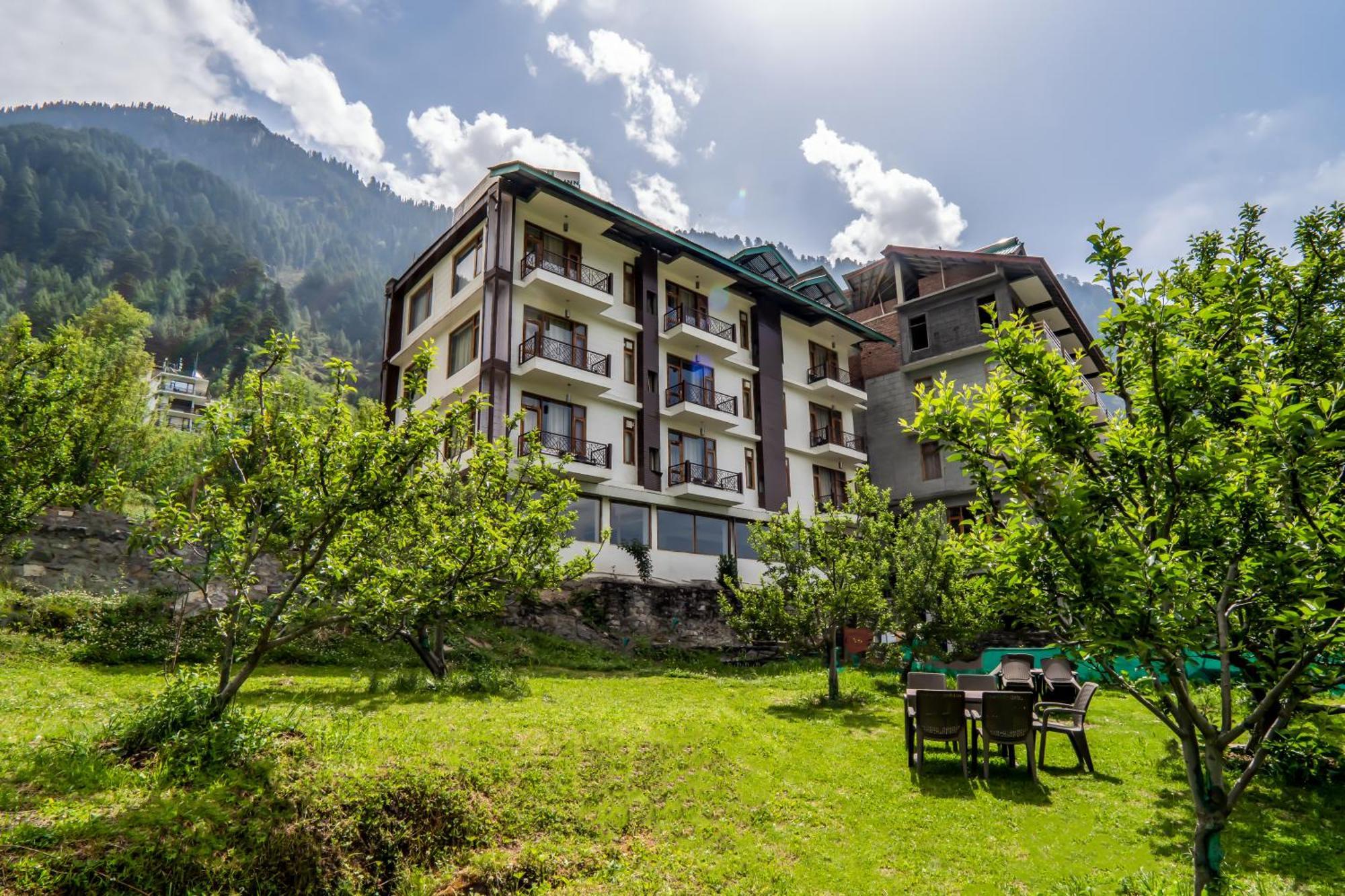 Pristine Inn Manali Manāli Exterior foto